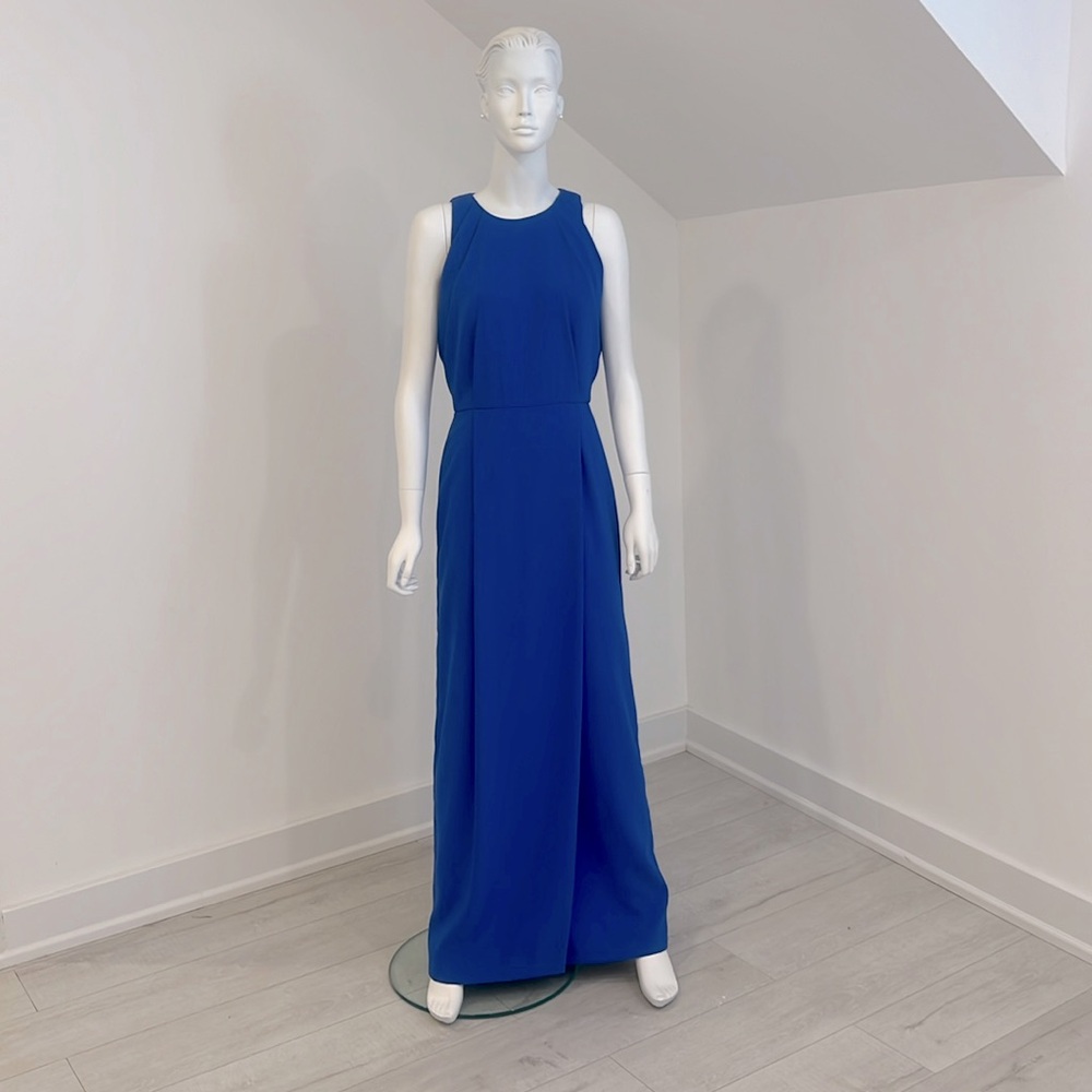 SAMPLE SALE NWT LELA ROSE SIZE 10 Sapphire blue crepe. Pristine condition.